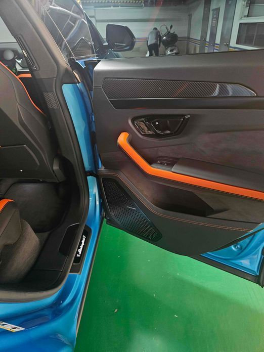Lamborghini Urus 2025