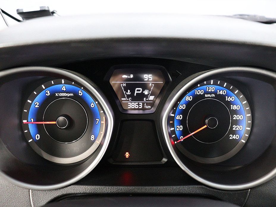 Hyundai AVANTE 2014