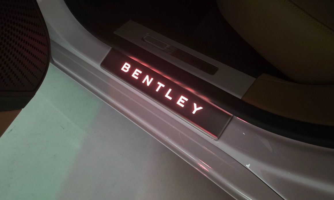 Bentley Flying Spur 2022