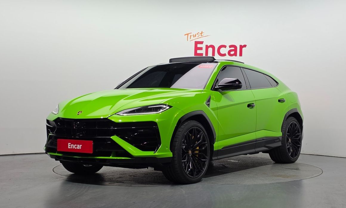 Lamborghini Urus 2025