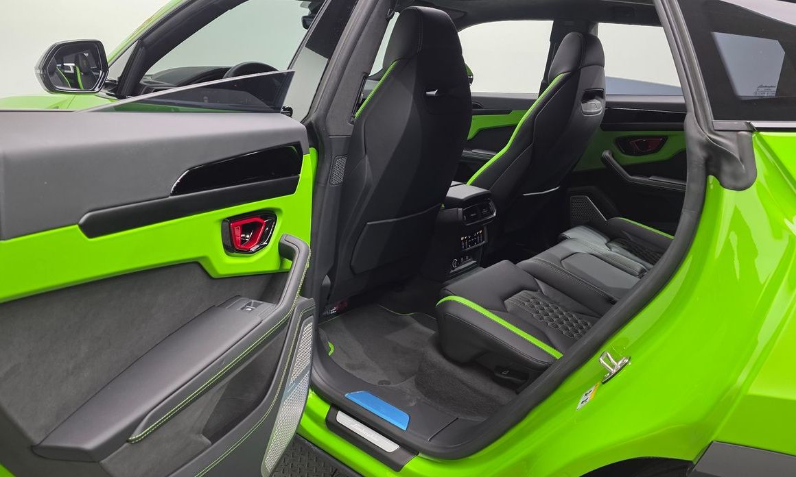 Lamborghini Urus 2025