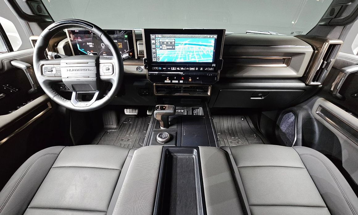 GMC Hummer EV 2025