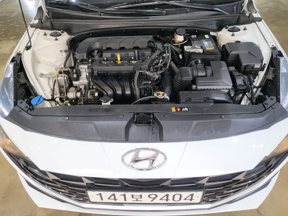 Hyundai AVANTE 2023