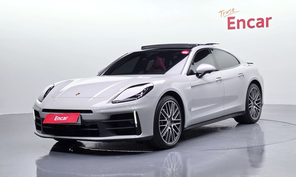 Porsche Panamera 2025