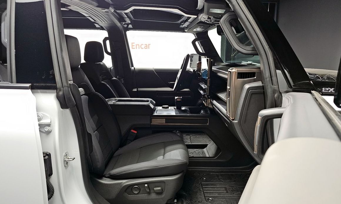 GMC Hummer EV 2025