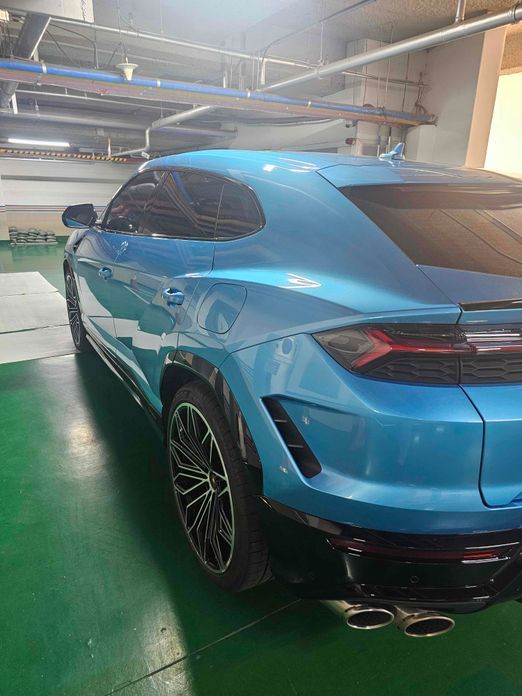 Lamborghini Urus 2025