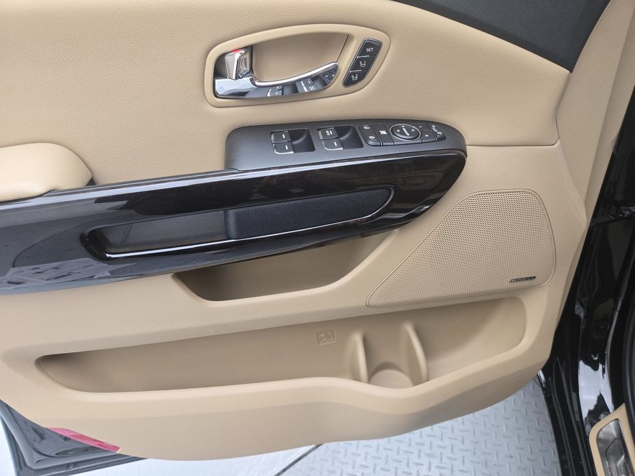 Kia Canival 2019