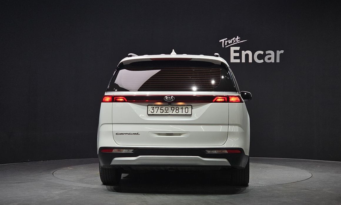 Kia Canival 2021