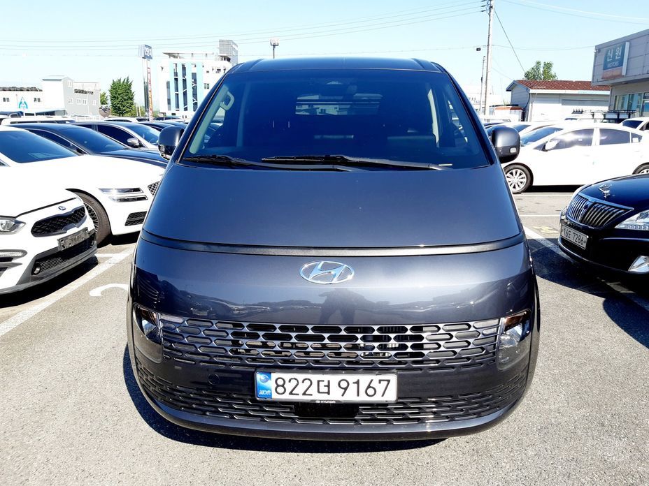 Hyundai Staria 2023