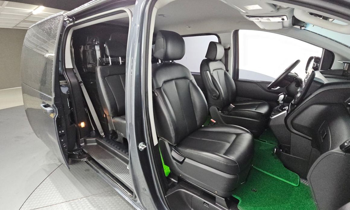 Hyundai Staria 2025