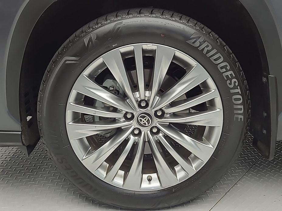 Toyota Highlander 2025