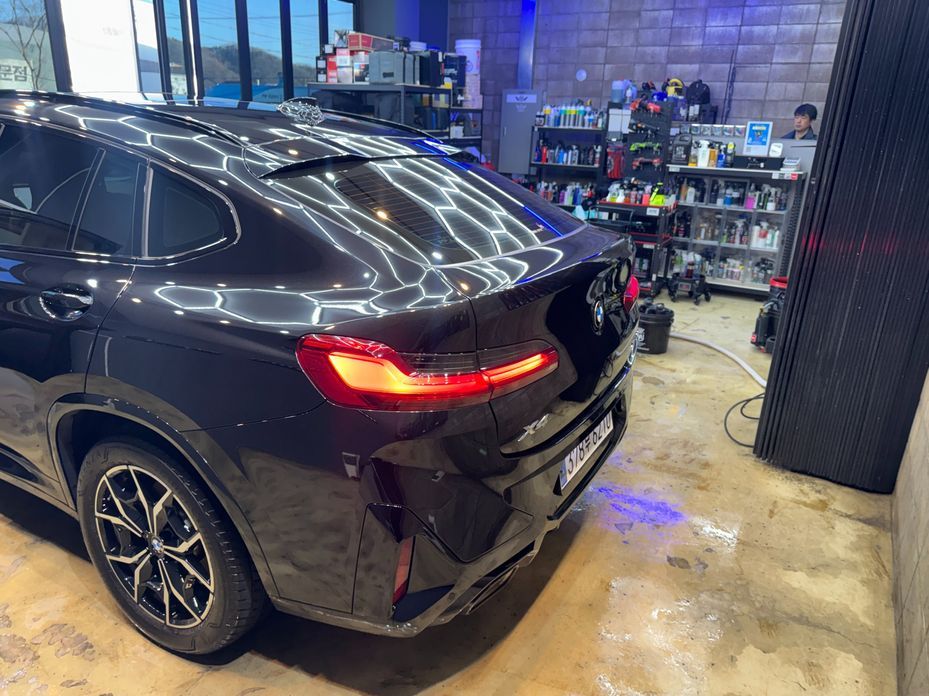 BMW X4 2023