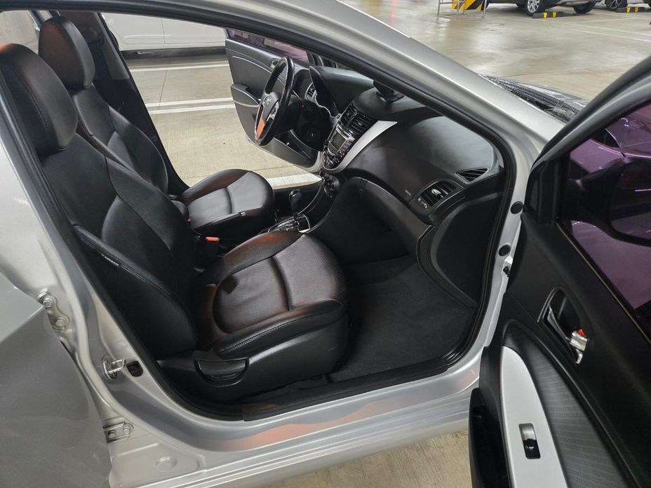 Hyundai Accent 2014
