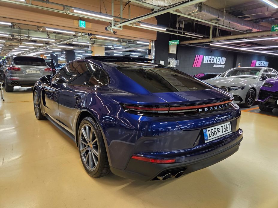 Porsche Panamera 2025