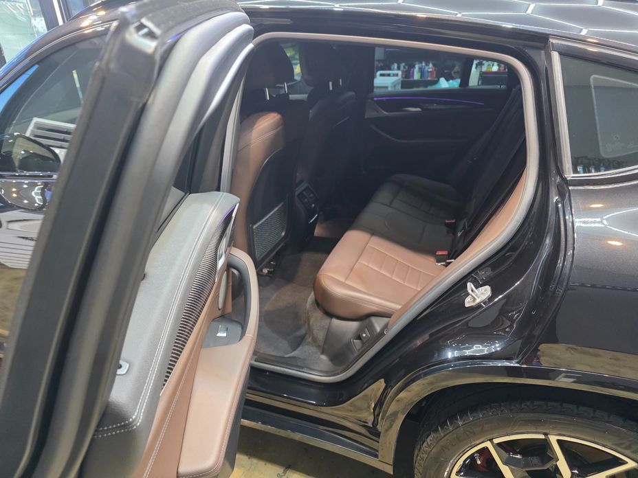 BMW X4 2023