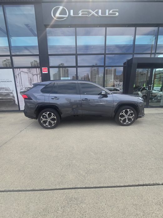 Toyota RAV4 2025