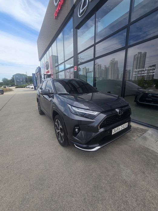 Toyota RAV4 2025