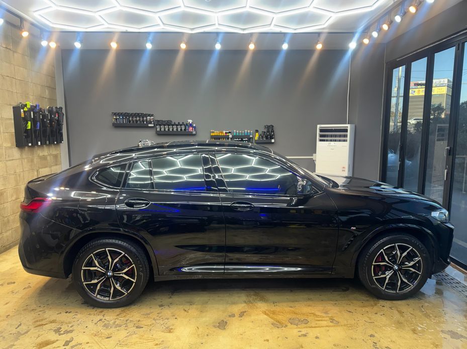 BMW X4 2023