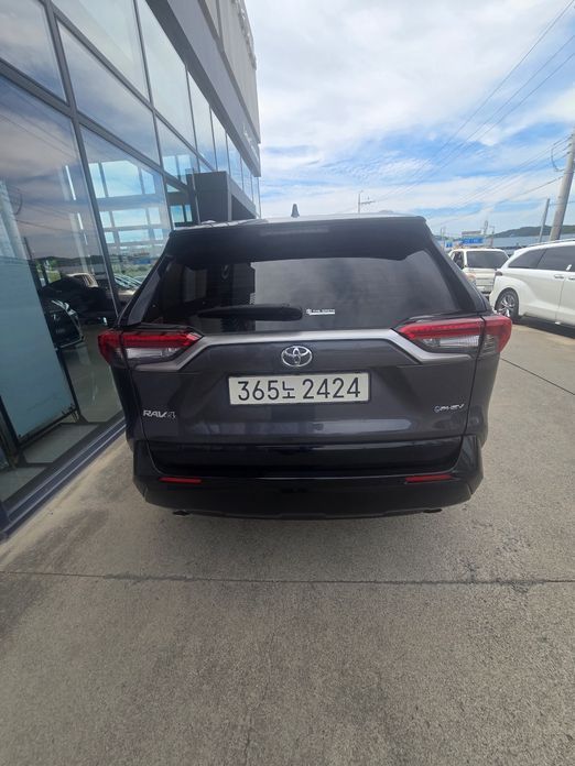 Toyota RAV4 2025