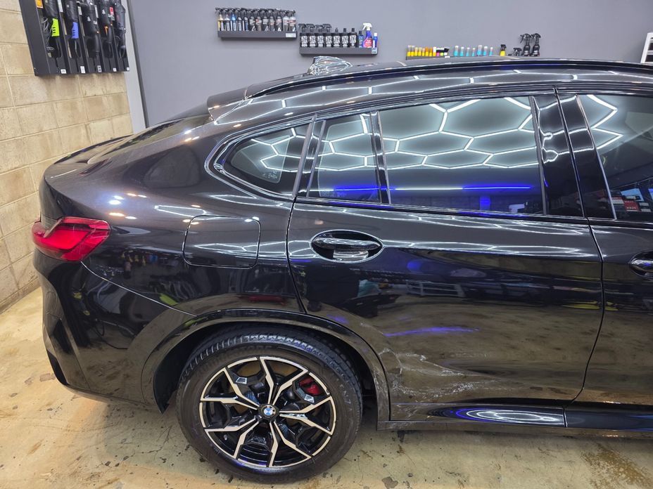 BMW X4 2023