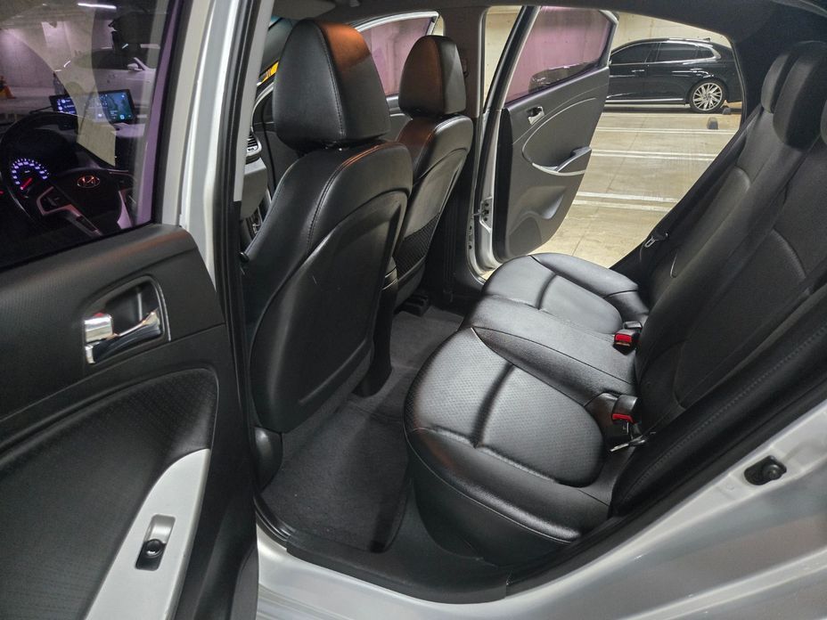 Hyundai Accent 2014