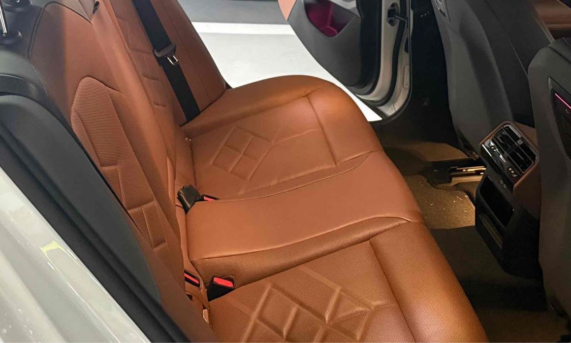BMW 5-Series 2024
