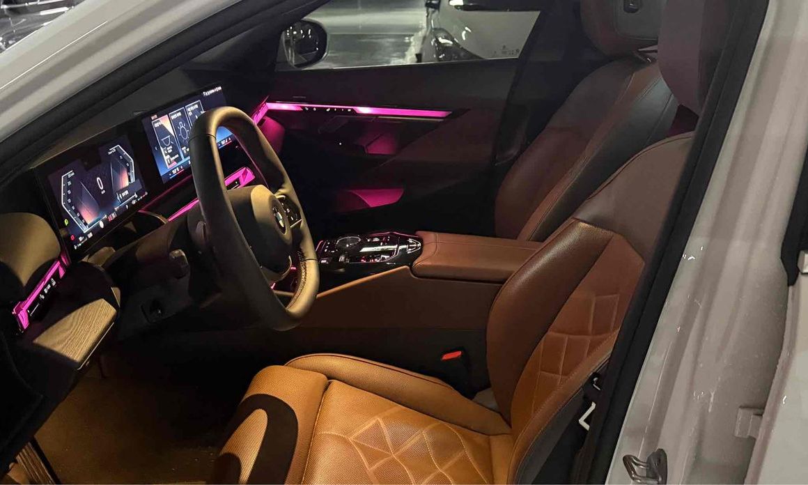 BMW 5-Series 2024