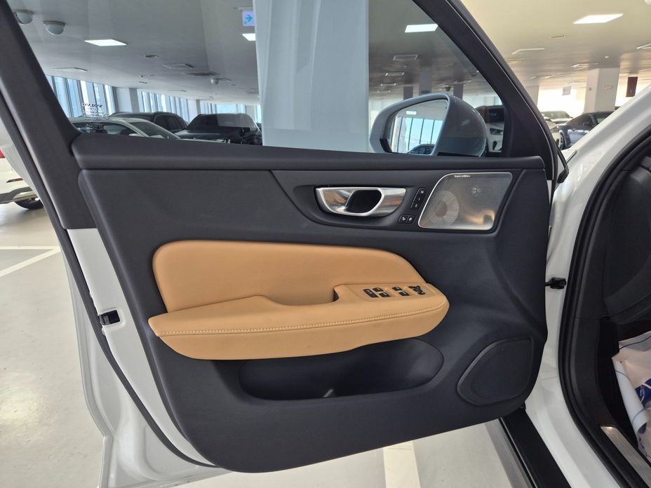 Volvo V60 2026
