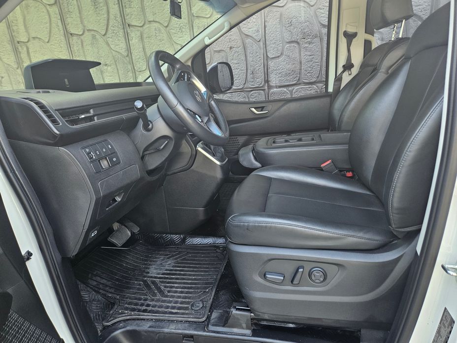 Hyundai Staria 2022