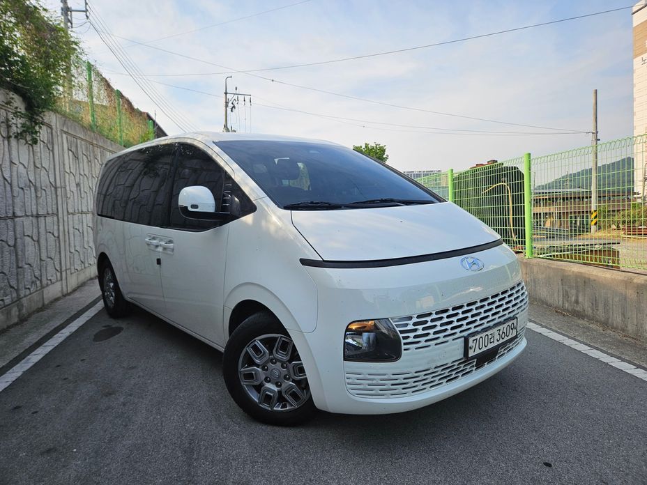 Hyundai Staria 2022
