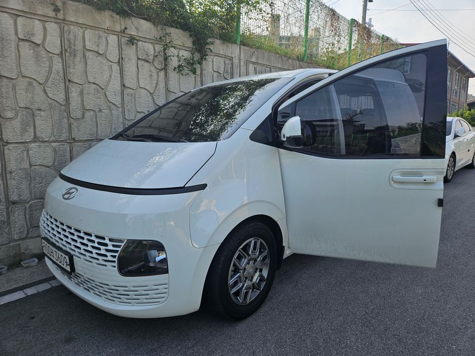 Hyundai Staria 2022