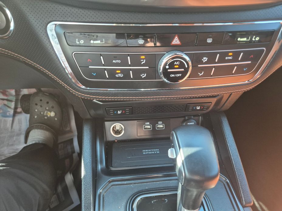 KG_Mobility_Ssangyong Rexton 2022