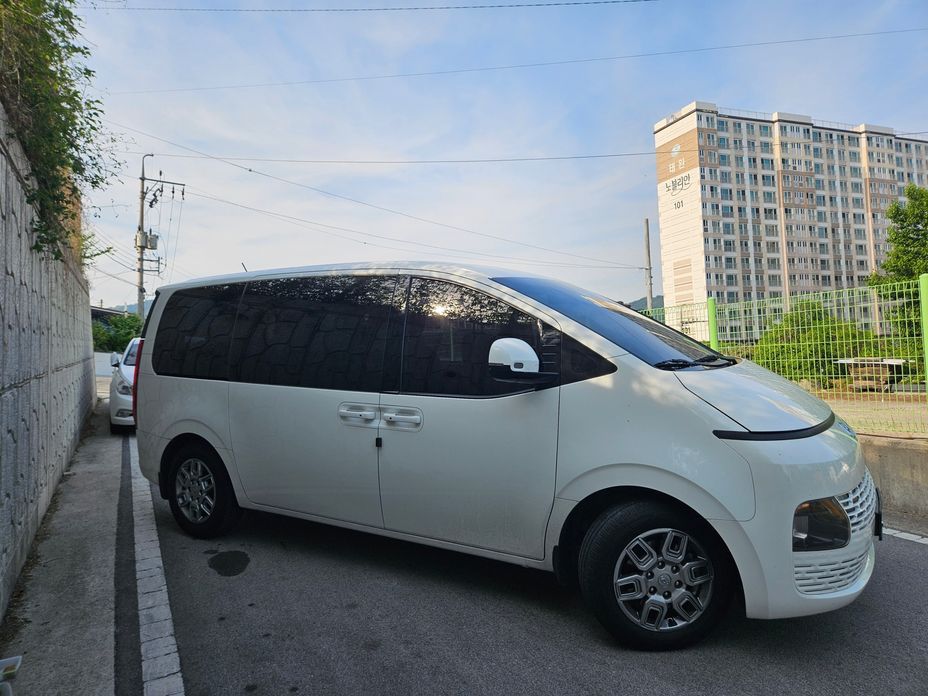 Hyundai Staria 2022