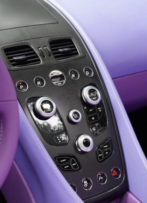 Astonmartin Vanquish 2015