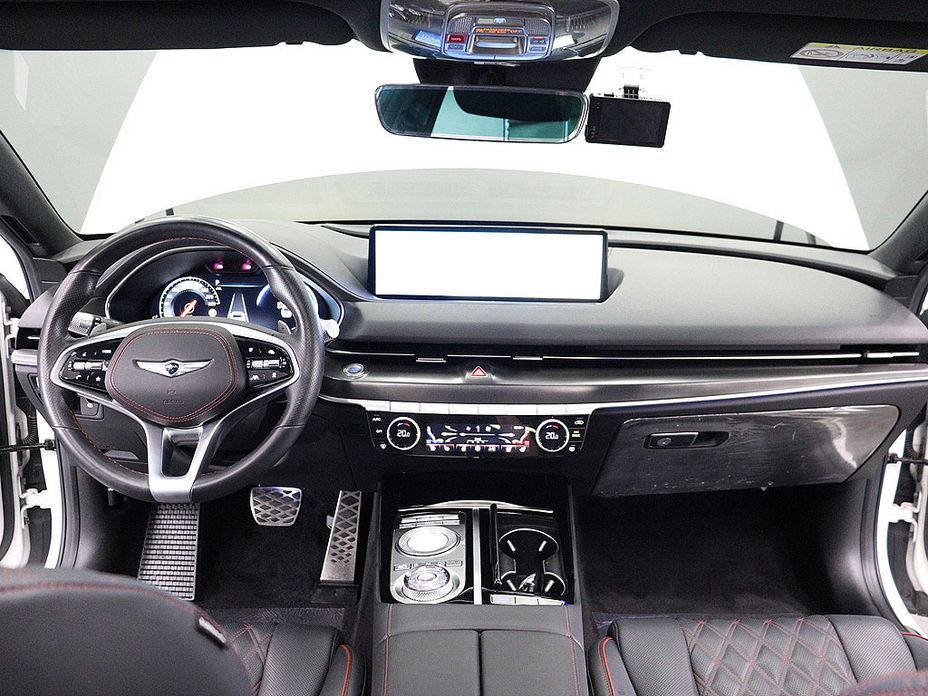 Genesis G80 2022