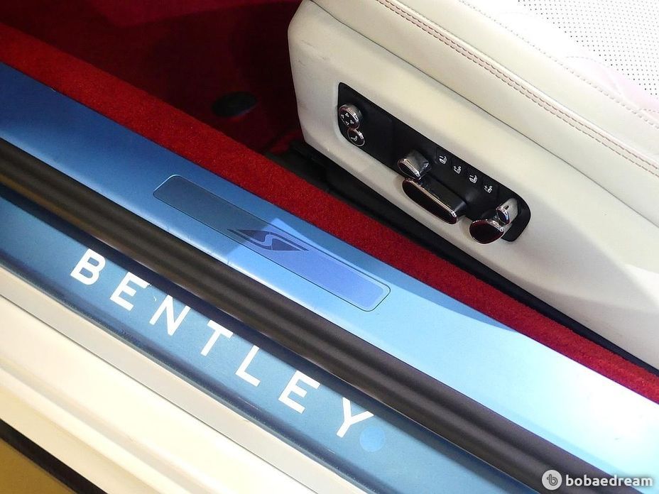 Bentley Continental 2024