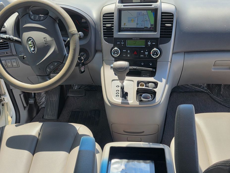 Kia Canival 2014