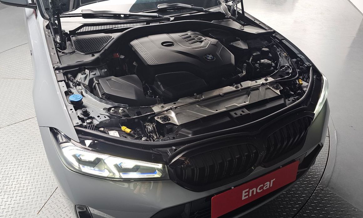 BMW 3-Series 2024