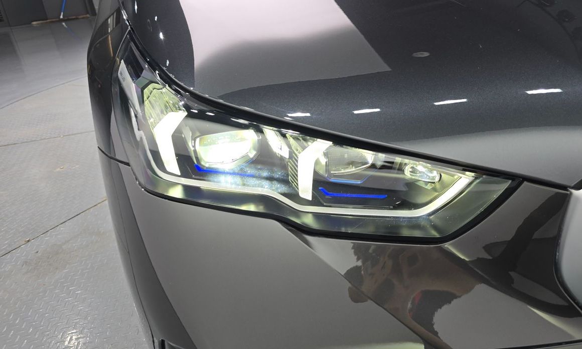 BMW 5-Series 2024