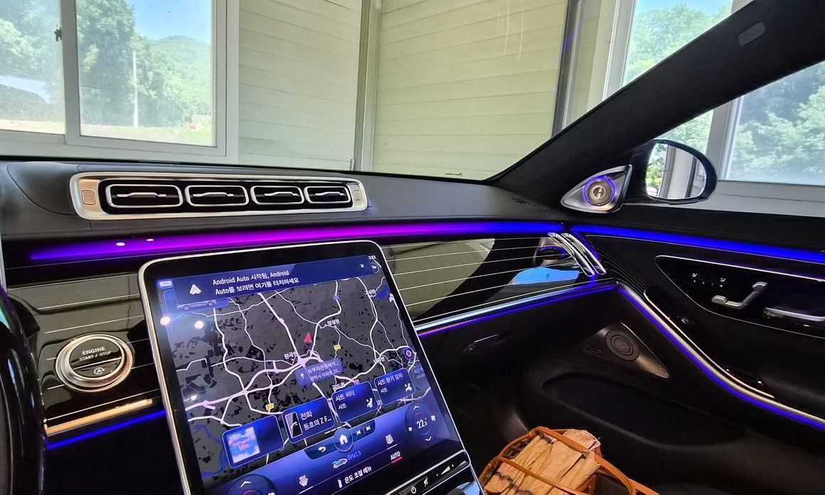 Mercedes-Benz S-Class 2023