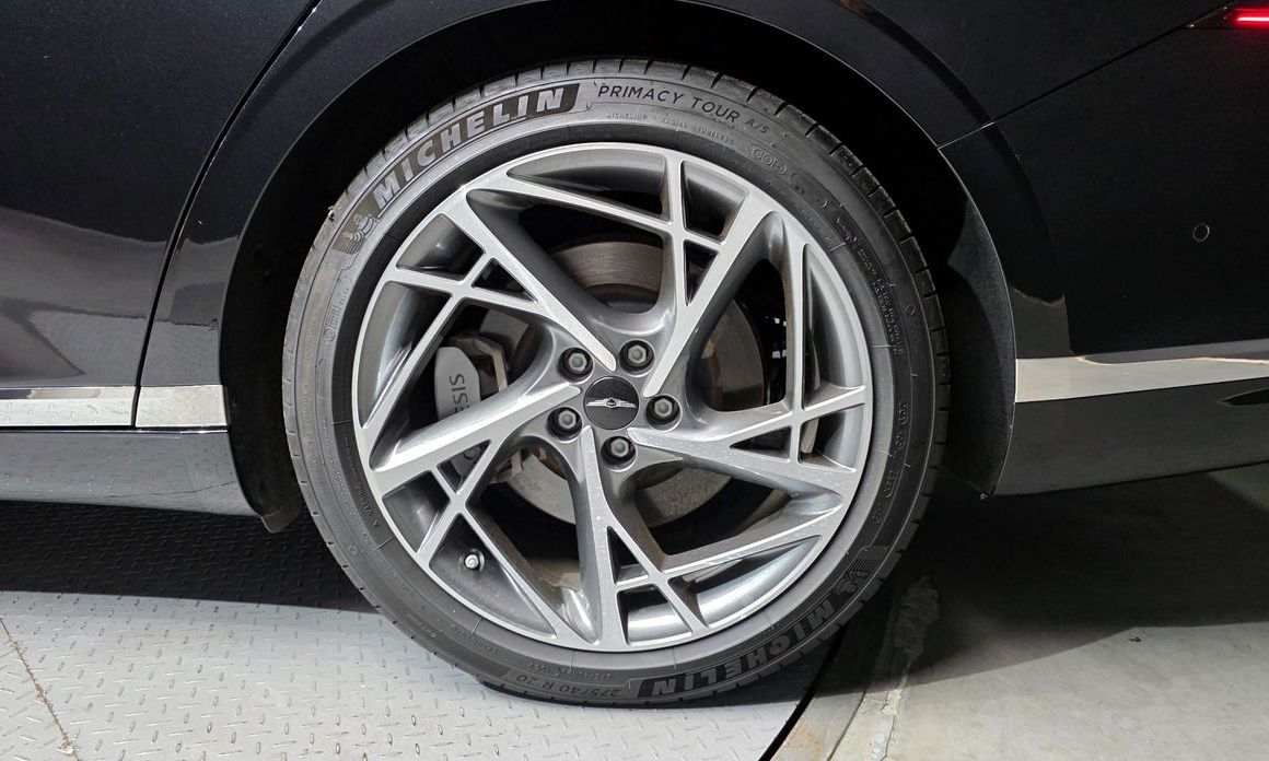 Genesis G90 2022