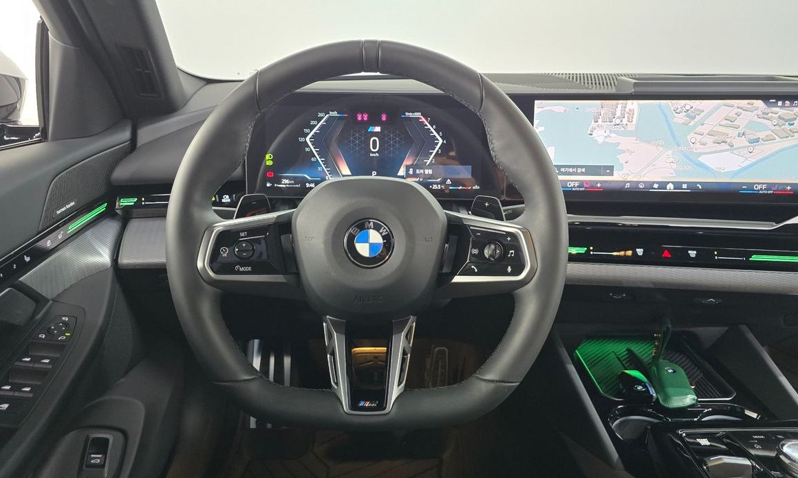 BMW 5-Series 2024