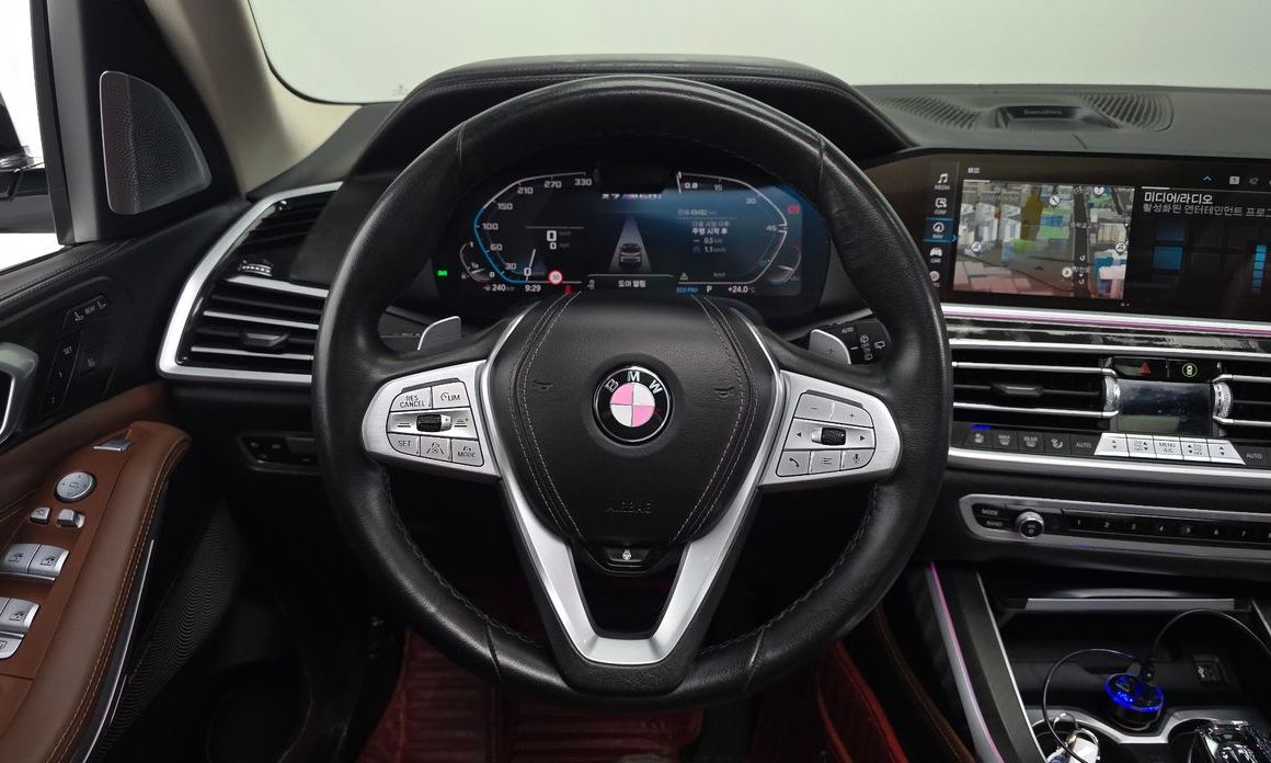 BMW X7 2021