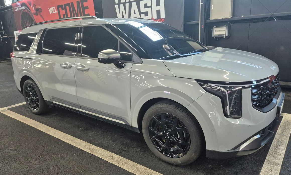 Kia Canival 2025