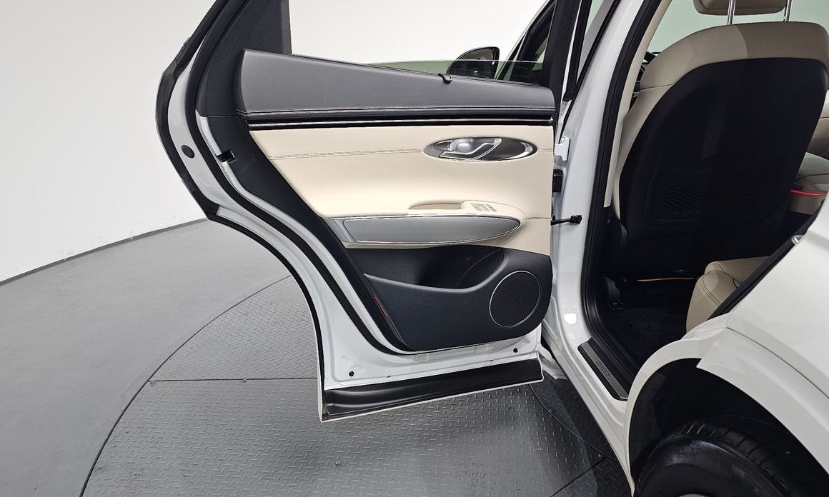 Genesis GV70 2023