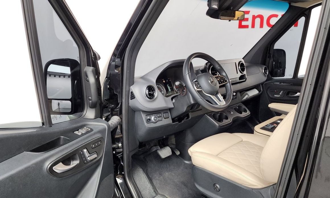 Mercedes-Benz Sprinter 2021