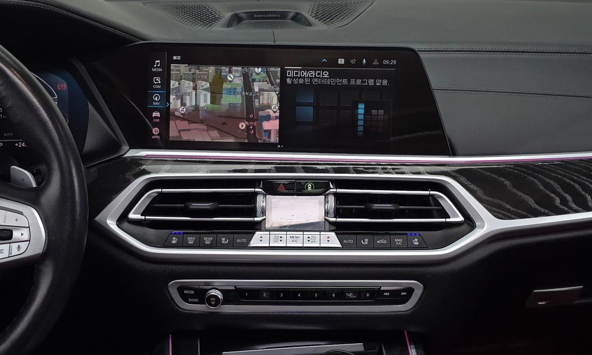 BMW X7 2021