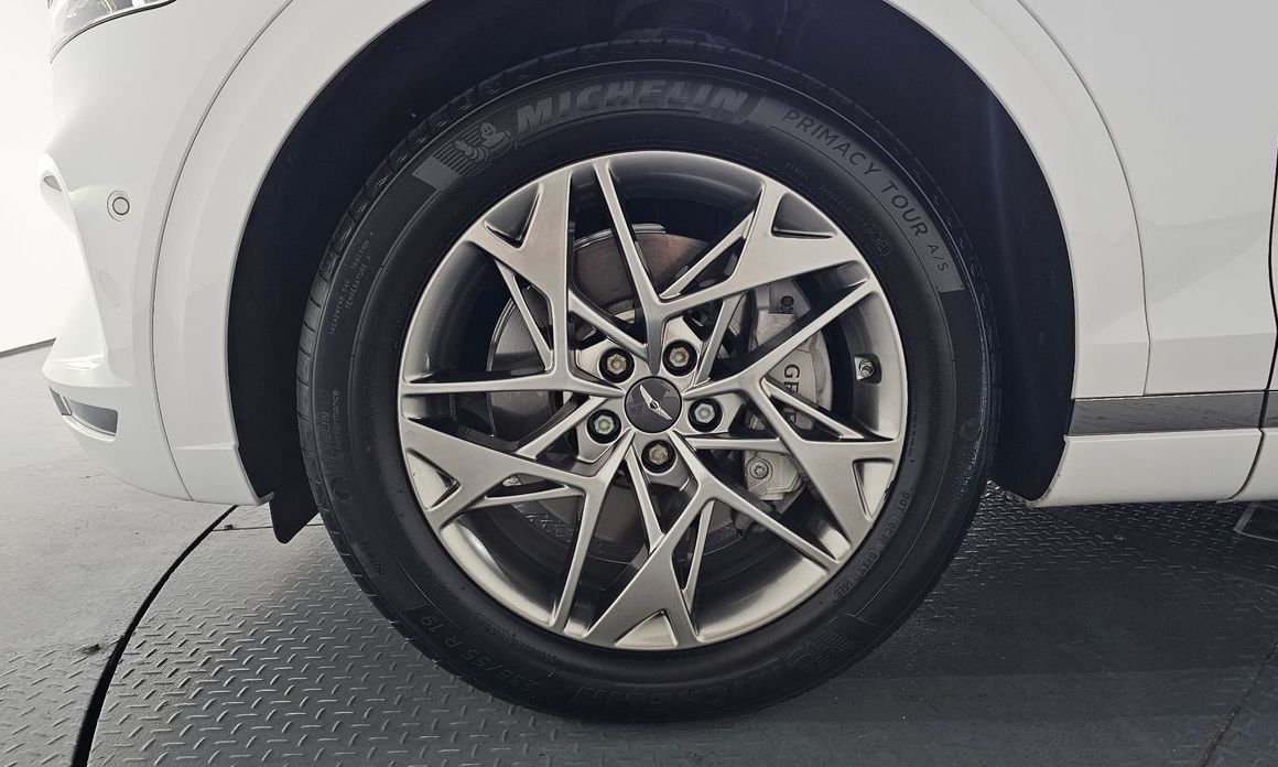 Genesis GV70 2023