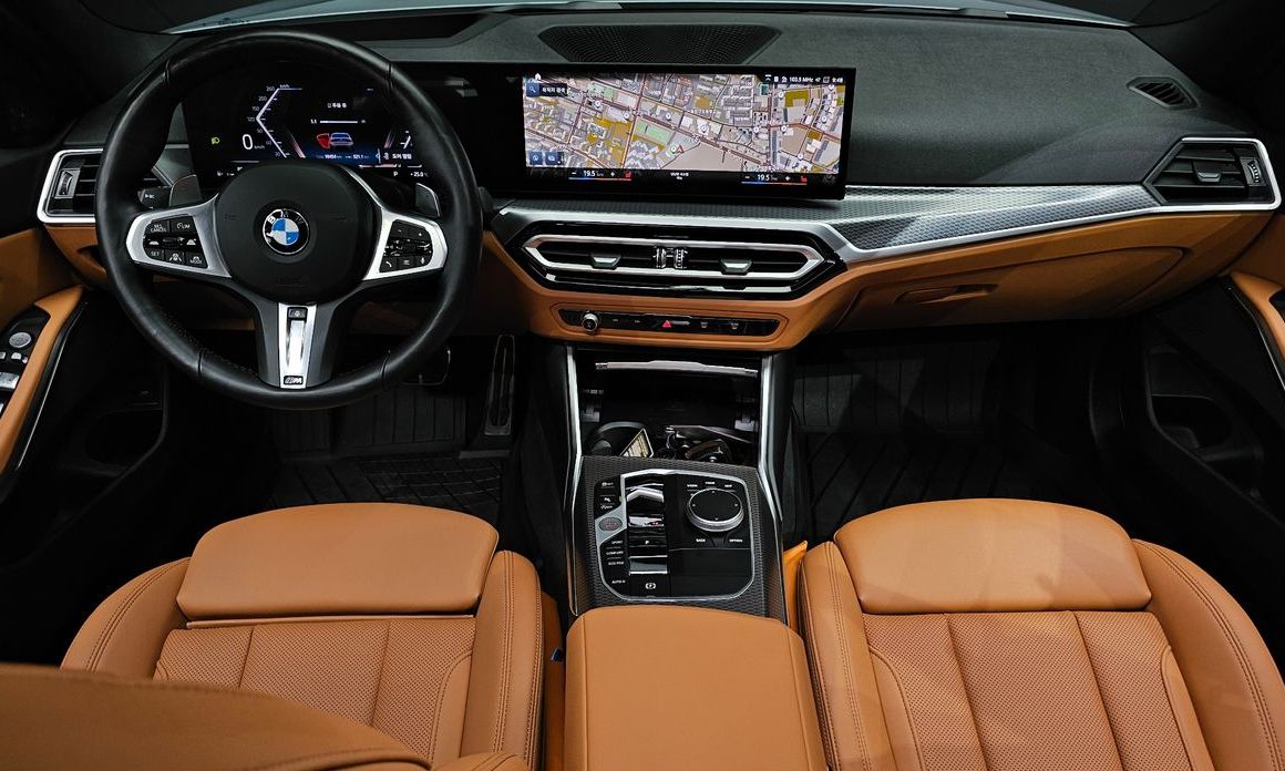 BMW 3-Series 2024
