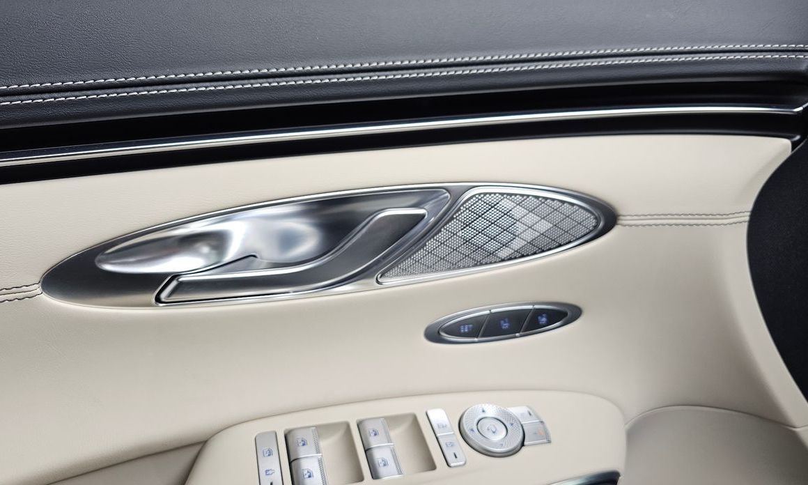 Genesis GV70 2023